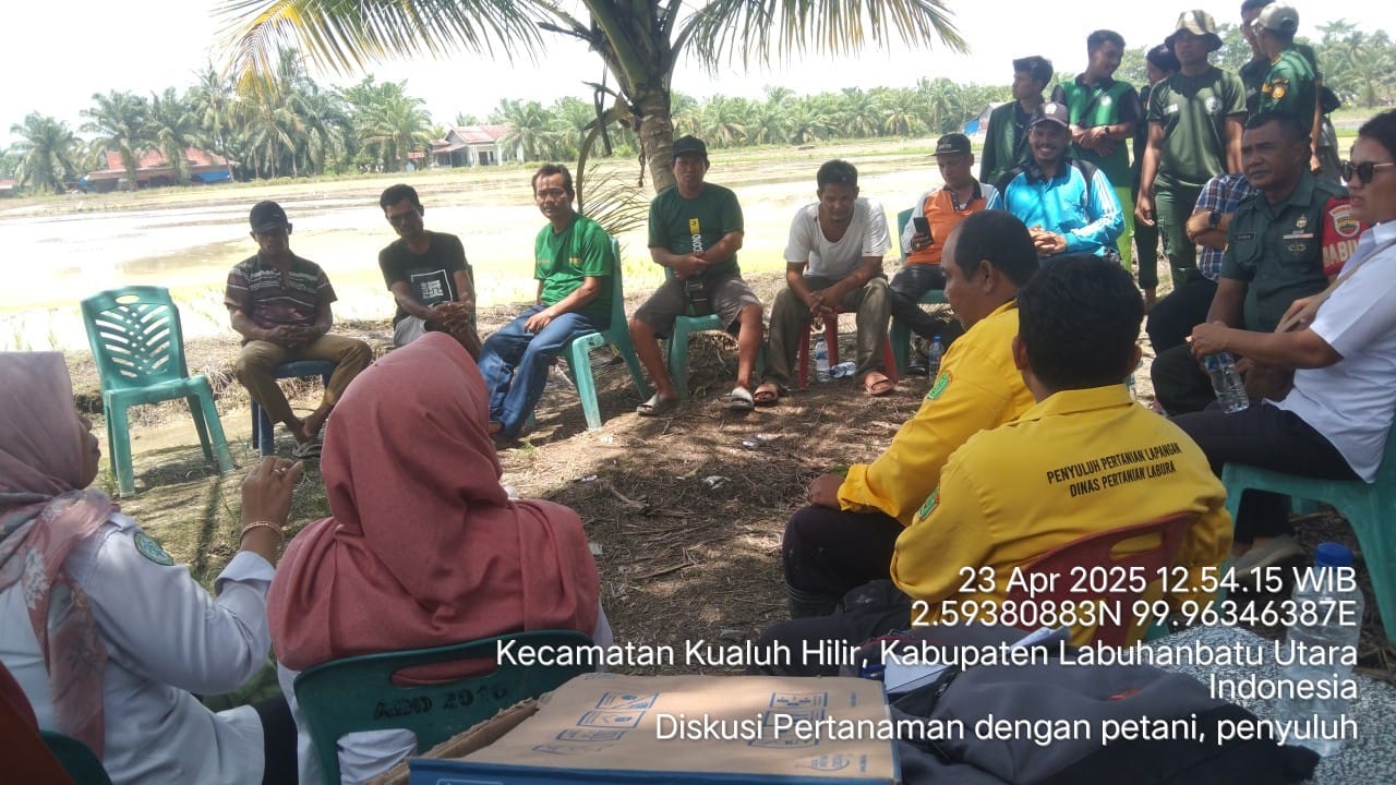 Buka Ruang Diskusi, Petani di Labura Sampaikan Keluh Kesah