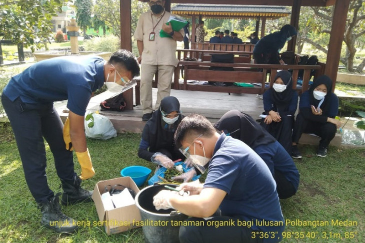Polbangtan Medan fasilitasi sertifikasi fasilitator pertanian organik bagi alumni